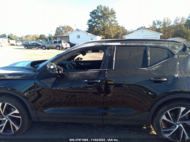 YV4AC2HMXK2097145 Volvo Xc40 T4 R-design