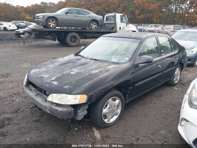 2001 NISSAN ALTIMA GXE VIN: 1N4DL01D01C240004