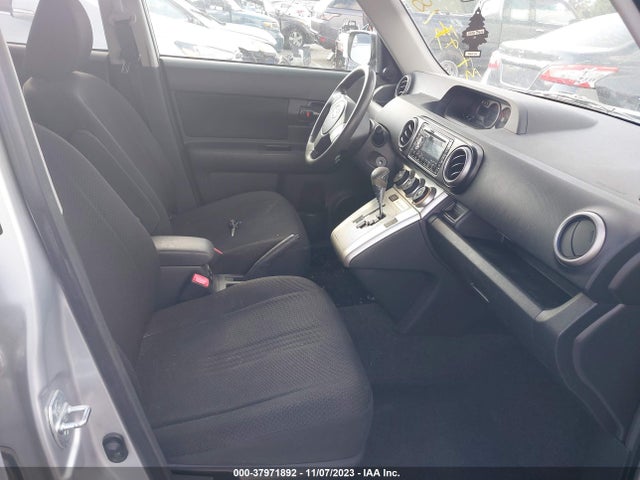 2008 SCION XB VIN: JTLKE50E981032653