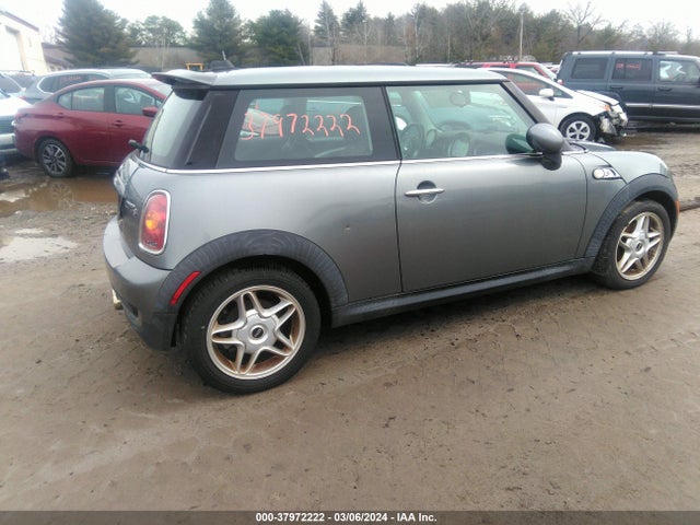 2007 MINI COOPER S WMWMF735X7TL86755 Photo 3