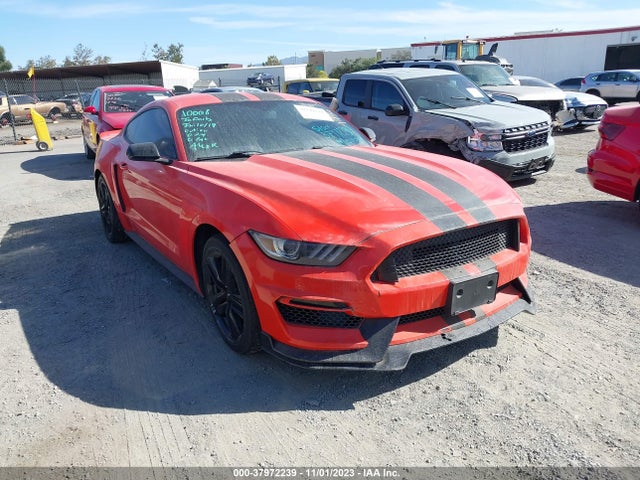 2015 1FA6P8TH5F5339442 main image