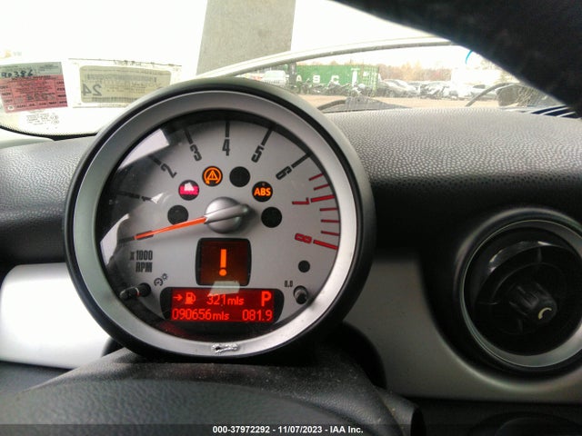 2009 MINI COOPER WMWMF33549TW76209 Photo 6