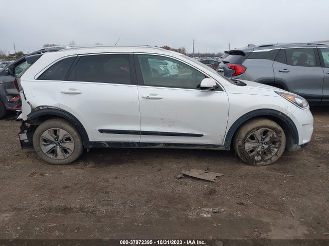 2018 KIA NIRO EX VIN: KNDCC3LCXJ5129783