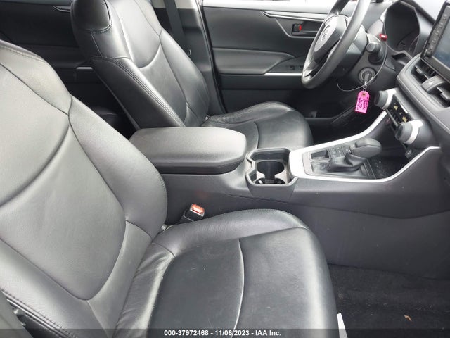 2019 TOYOTA RAV4 LE VIN: JTMF1RFV3KD020334