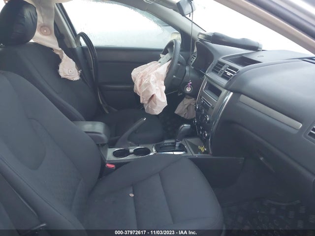 2010 FORD FUSION SE VIN: 3FAHP0HA6AR297813