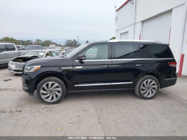 5LMJJ2LG3PEL13913 Lincoln Navigator Reserve