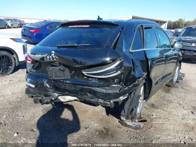 WA1EFCFS9FR011608 Audi Q3 2.0t Premium Plus