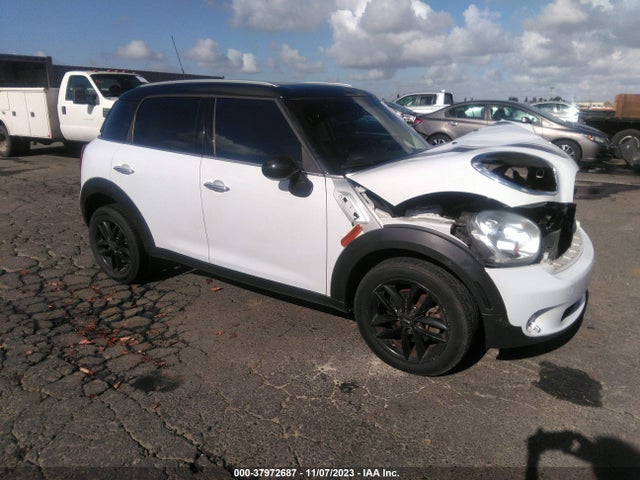 2013 MINI COUNTRYMAN WMWZB3C59DWM08555 Photo 0