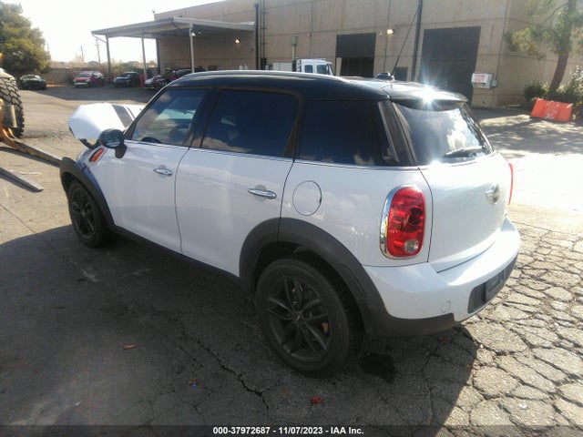 2013 MINI COUNTRYMAN WMWZB3C59DWM08555 Photo 2