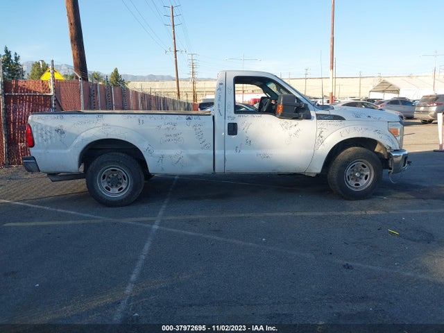 Ford F-250 Xl 2015 1FTBF2A67FEC54337 Image 12