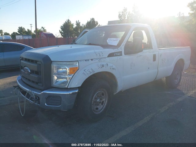 Ford F-250 Xl 2015 1FTBF2A67FEC54337 Image 2
