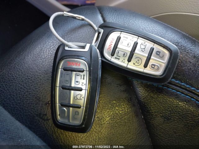2C4RC1L75MR585831 Chrysler Pacifica Hybrid Touring L