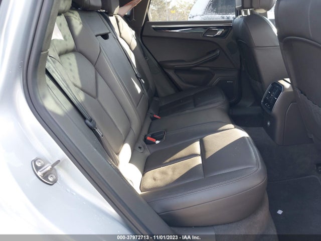 2017 PORSCHE MACAN WP1AB2A55HLB11589 Photo 7