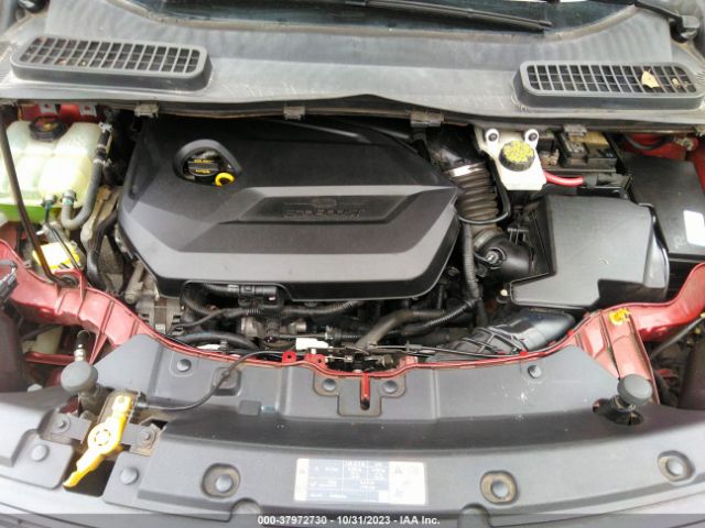 1FMCU0GX7EUA76556 Ford ESCAPE SE
