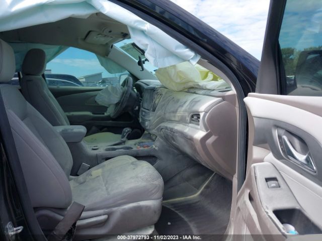 1GNERGKW1KJ229541 Chevrolet Traverse Lt Cloth