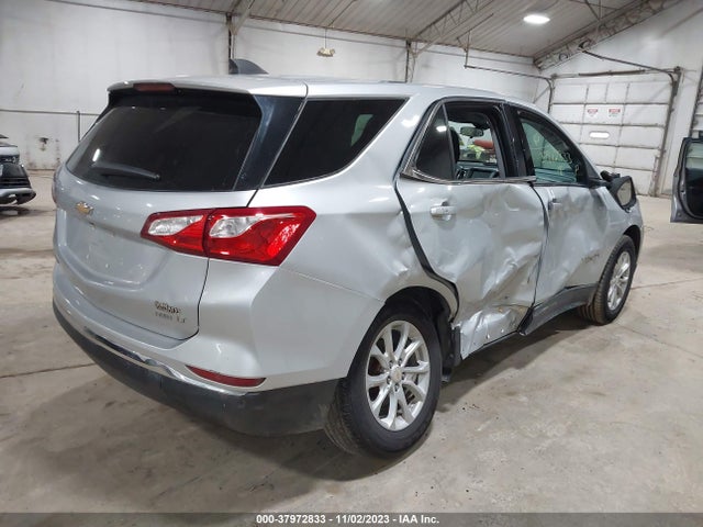 Chevrolet EQUINOX LT 2018 2GNAXSEV3J6159028 Image 4