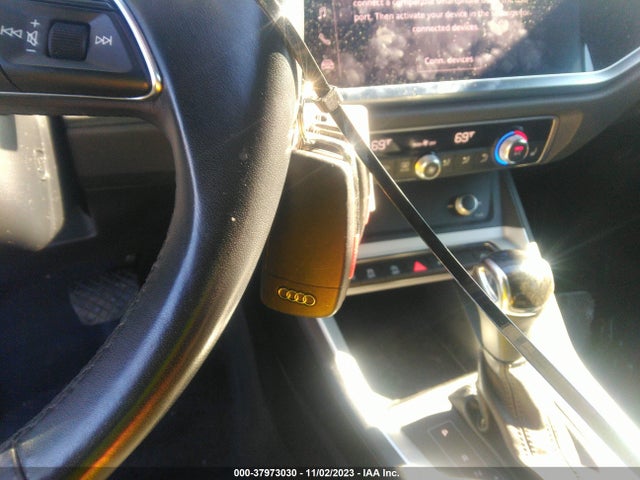 WA1DECF38M1012834 Audi Q3 S Line Premium