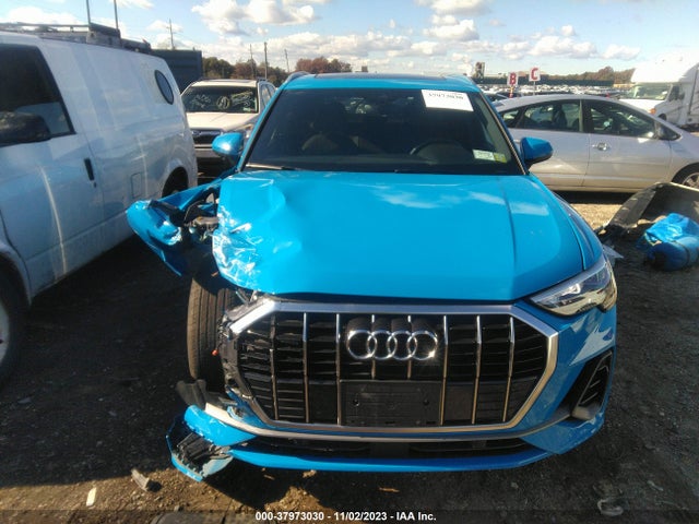 WA1DECF38M1012834 Audi Q3 S Line Premium