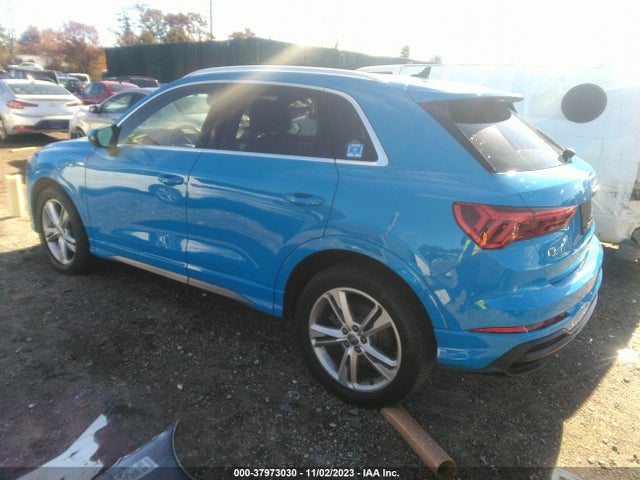 WA1DECF38M1012834 Audi Q3 S Line Premium