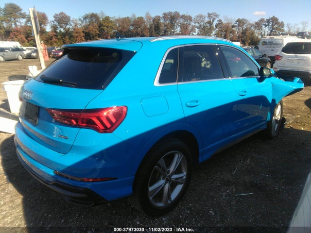 WA1DECF38M1012834 Audi Q3 S Line Premium