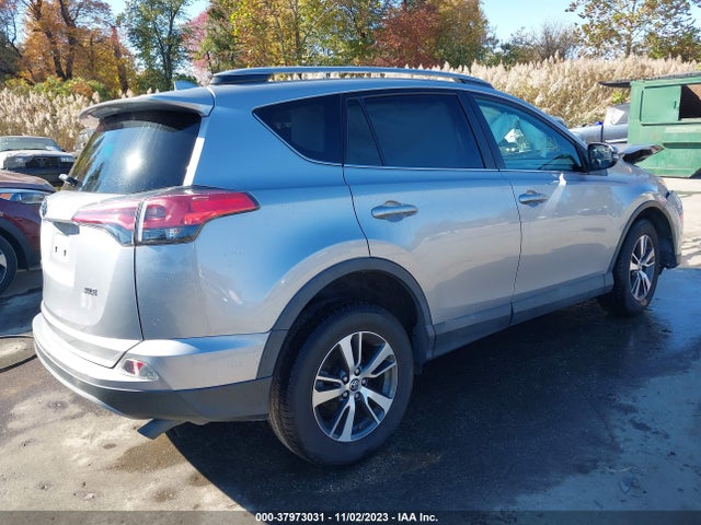 Toyota Rav4 Xle 2017 2T3WFREV1HW401887 Image 4