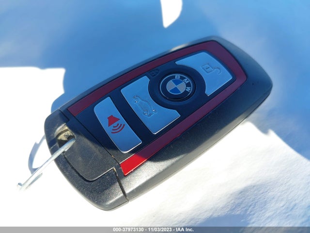 BMW 330i Xdrive 2017 WBA8D9G59HNT91299 Image 11