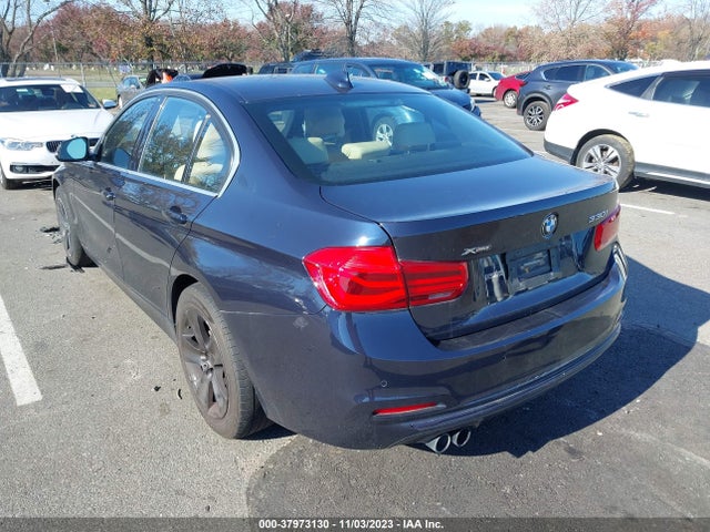 BMW 330i Xdrive 2017 WBA8D9G59HNT91299 Image 3