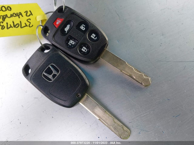 2012 HONDA ODYSSEY EX-L VIN: 5FNRL5H62CB003427