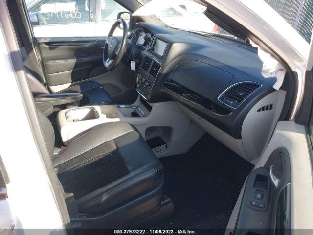 2C4RDGCG0JR342682 Dodge Grand Caravan Sxt