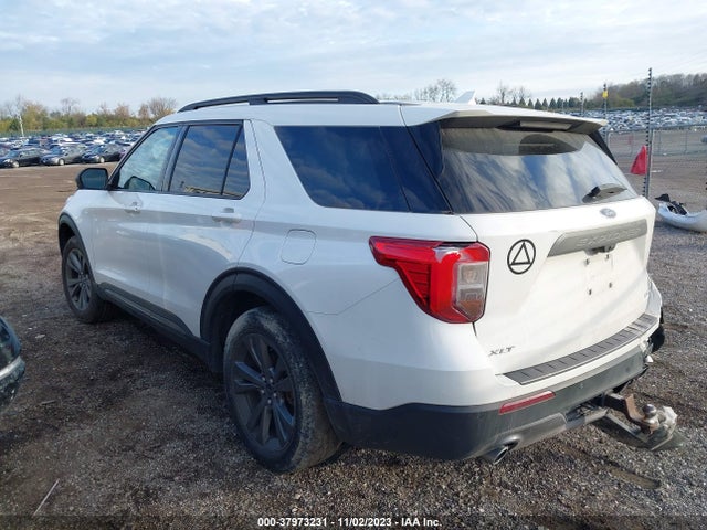 Ford EXPLORER XLT 2021 1FMSK8DH9MGA28504 Image 3