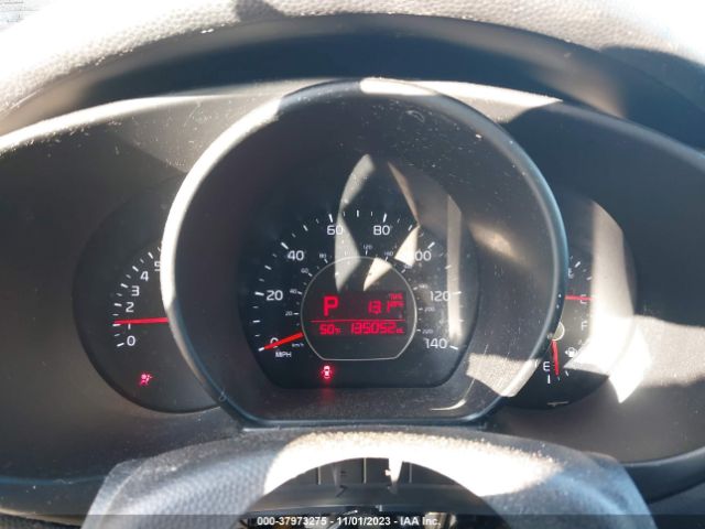 KNDJP3A53E7012105 KIA SOUL +
