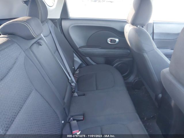 KNDJP3A53E7012105 KIA SOUL +