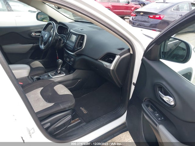 2014 JEEP CHEROKEE LATITUDE VIN: 1C4PJMCS6EW184901
