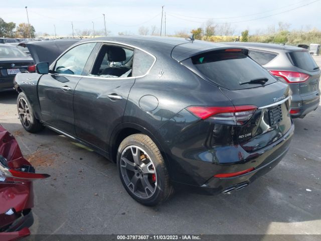 2022 MASERATI LEVANTE ZN661XUA9NX406696 Photo 2