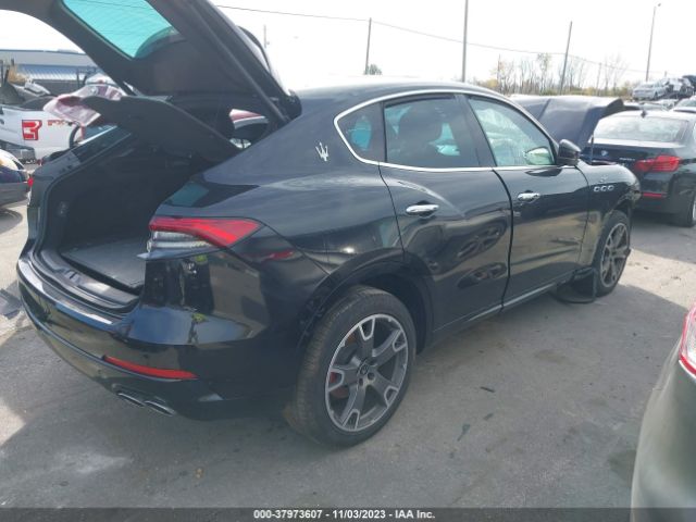 2022 MASERATI LEVANTE ZN661XUA9NX406696 Photo 3