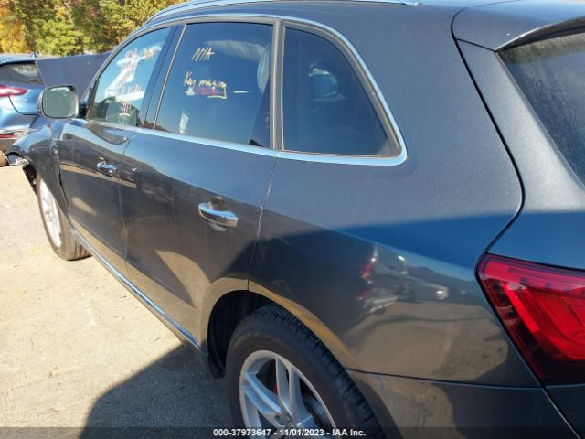 WA1LFAFP7FA093991 Audi Q5 2.0t Premium