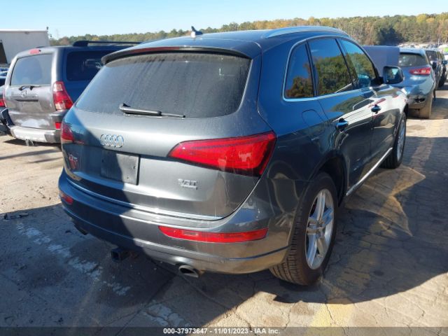 WA1LFAFP7FA093991 Audi Q5 2.0t Premium