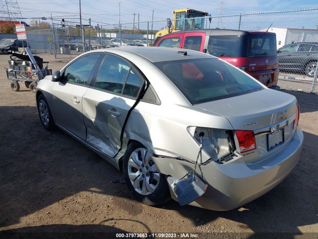 Chevrolet Cruze Ls Auto 2014 1G1PA5SHXE7196628 Image 3