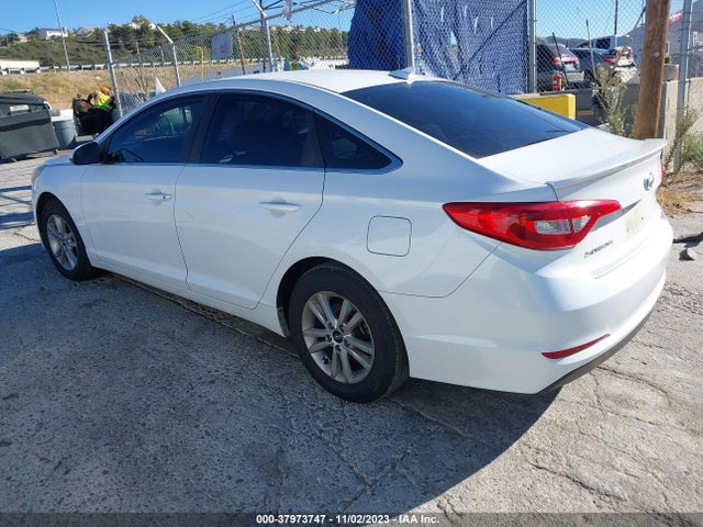 2015 HYUNDAI SONATA SE VIN: 5NPE24AF6FH228607