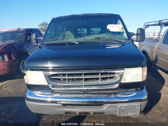 2005 FORD ECONOLINE WAGON VIN: 1FMNE31P65HA45145