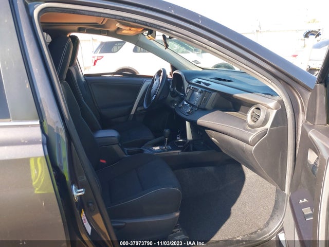 2016 TOYOTA RAV4 XLE VIN: JTMWFREV8GJ068990