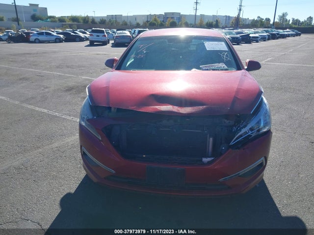 2015 HYUNDAI SONATA SE VIN: 5NPE24AFXFH206562