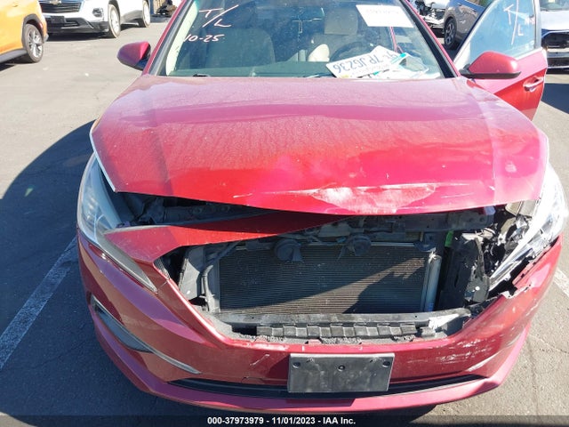 2015 HYUNDAI SONATA SE VIN: 5NPE24AFXFH206562