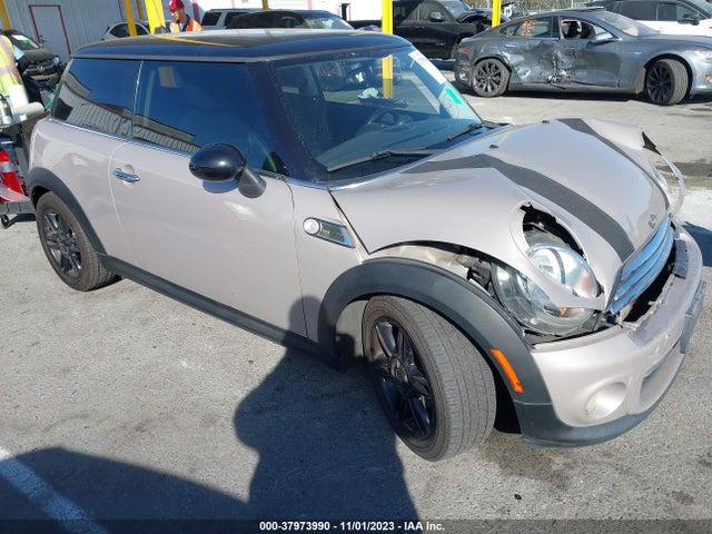 2012 MINI COOPER WMWSU3C52CT540021 Photo 0