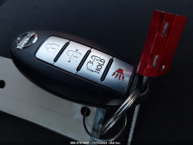 1N4AZ0CP2FC317522 Nissan LEAF SV