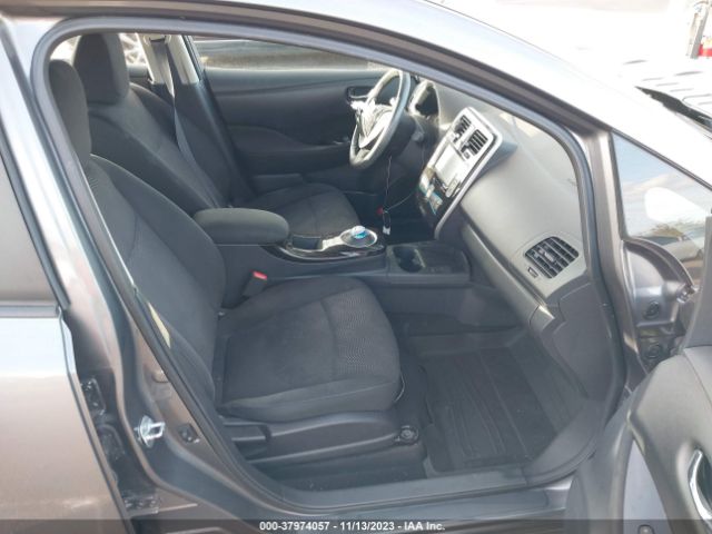 1N4AZ0CP2FC317522 Nissan LEAF SV