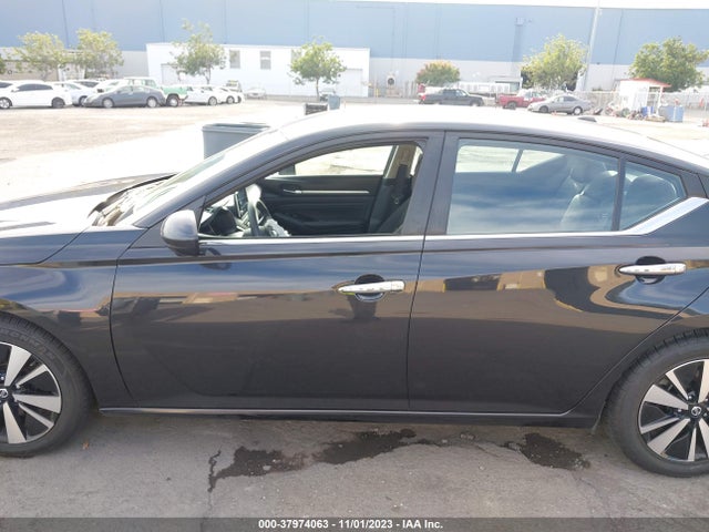 2021 NISSAN ALTIMA SV FWD VIN: 1N4BL4DV0MN360428