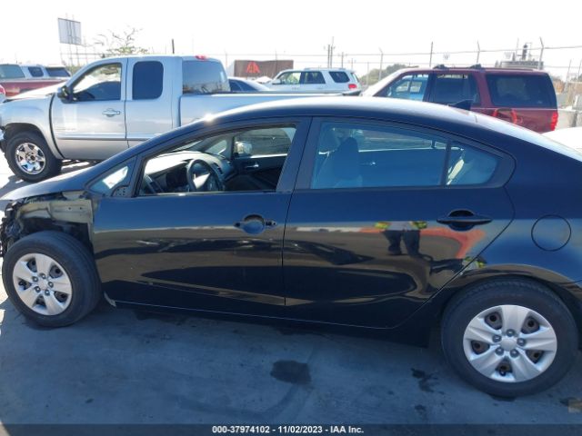 KNAFK4A63F5342579 KIA FORTE LX