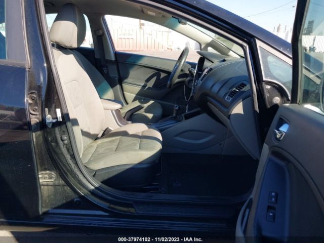 KNAFK4A63F5342579 KIA FORTE LX