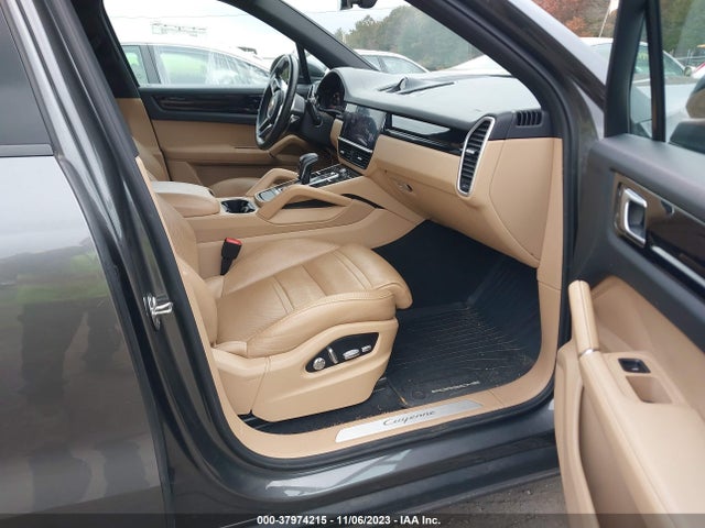 2019 PORSCHE CAYENNE WP1AA2AY9KDA07220 Photo 4